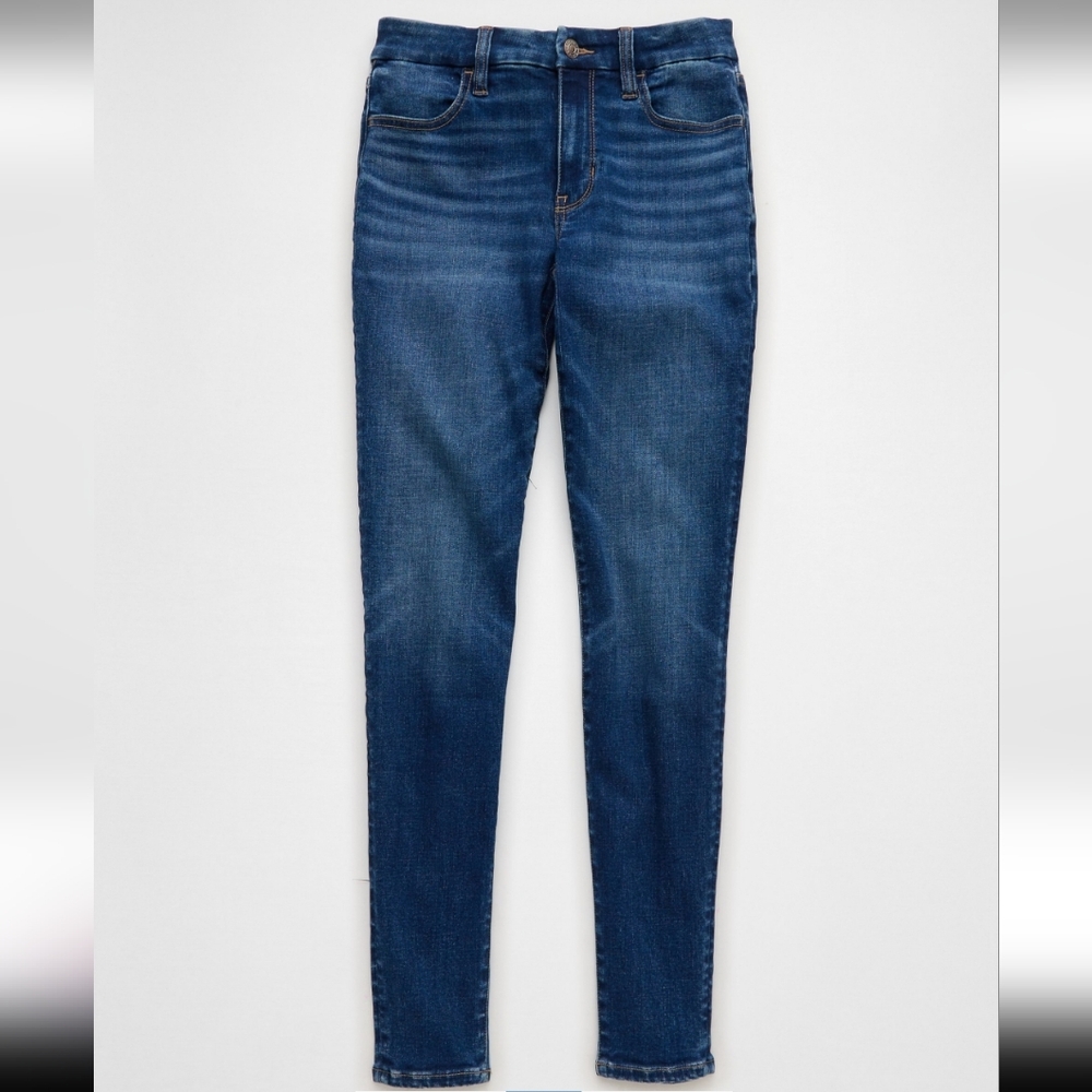 American Eagle Outfitters Classic Blue Jeans
